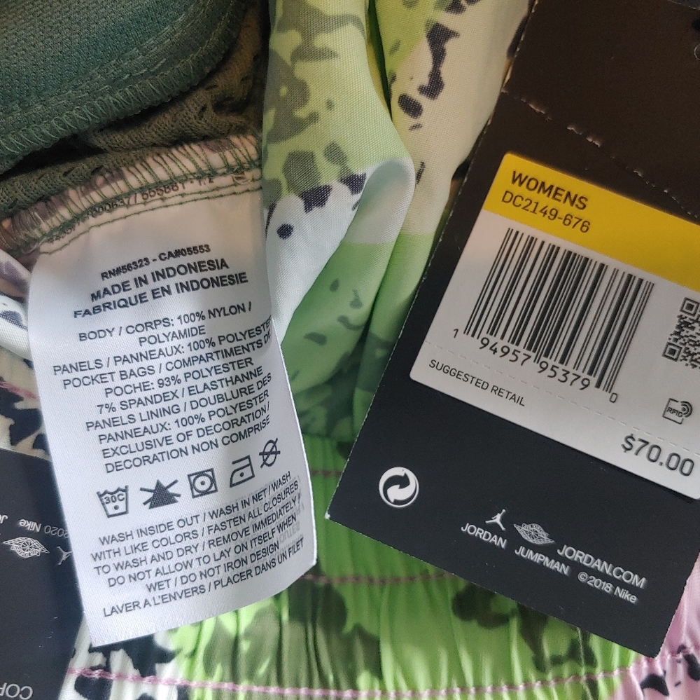 Jordan Shorts Women's BNWT - Picture 13 of 15